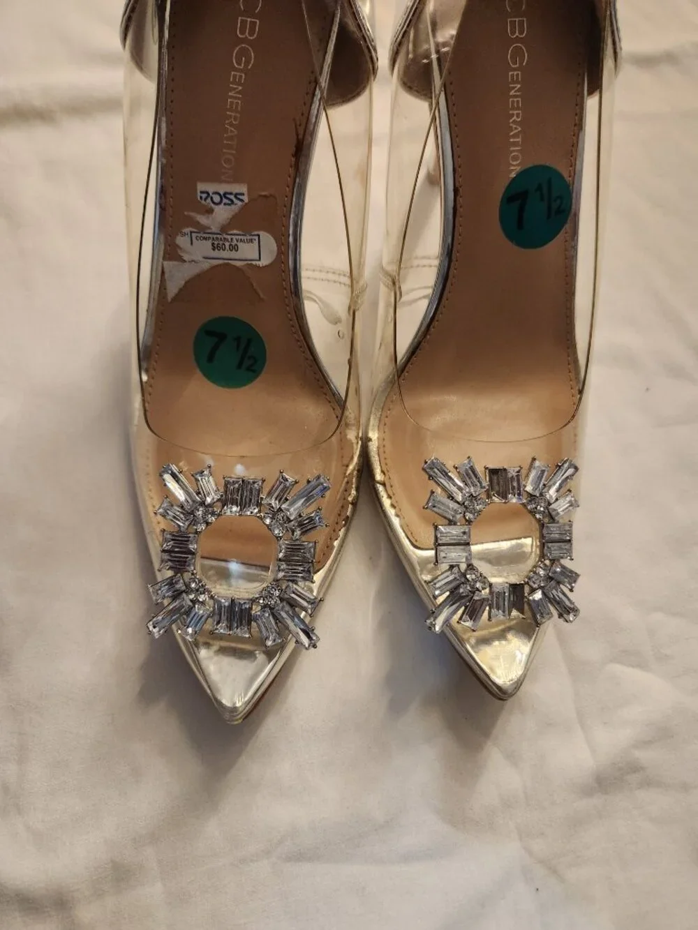 BCBG Holographic Pointed Toe Pumps Heels Silver Size 7.5 Embellished Toe Design